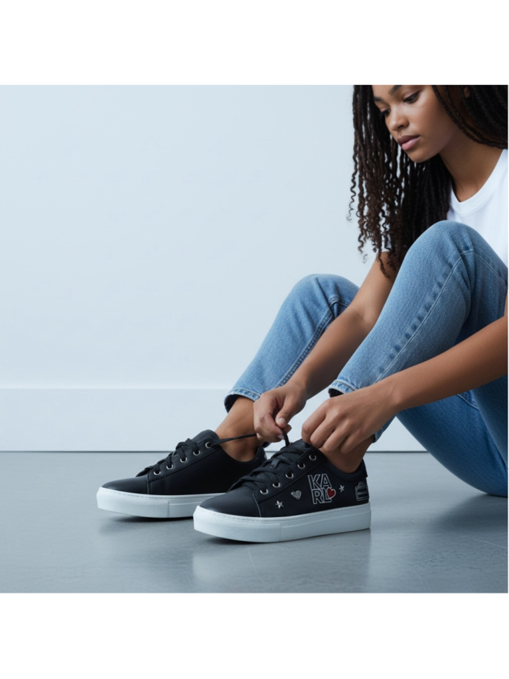 Women's Karl Lagerfeld Black & White Trainer la Charm Sneakers Size 6.5 Paris